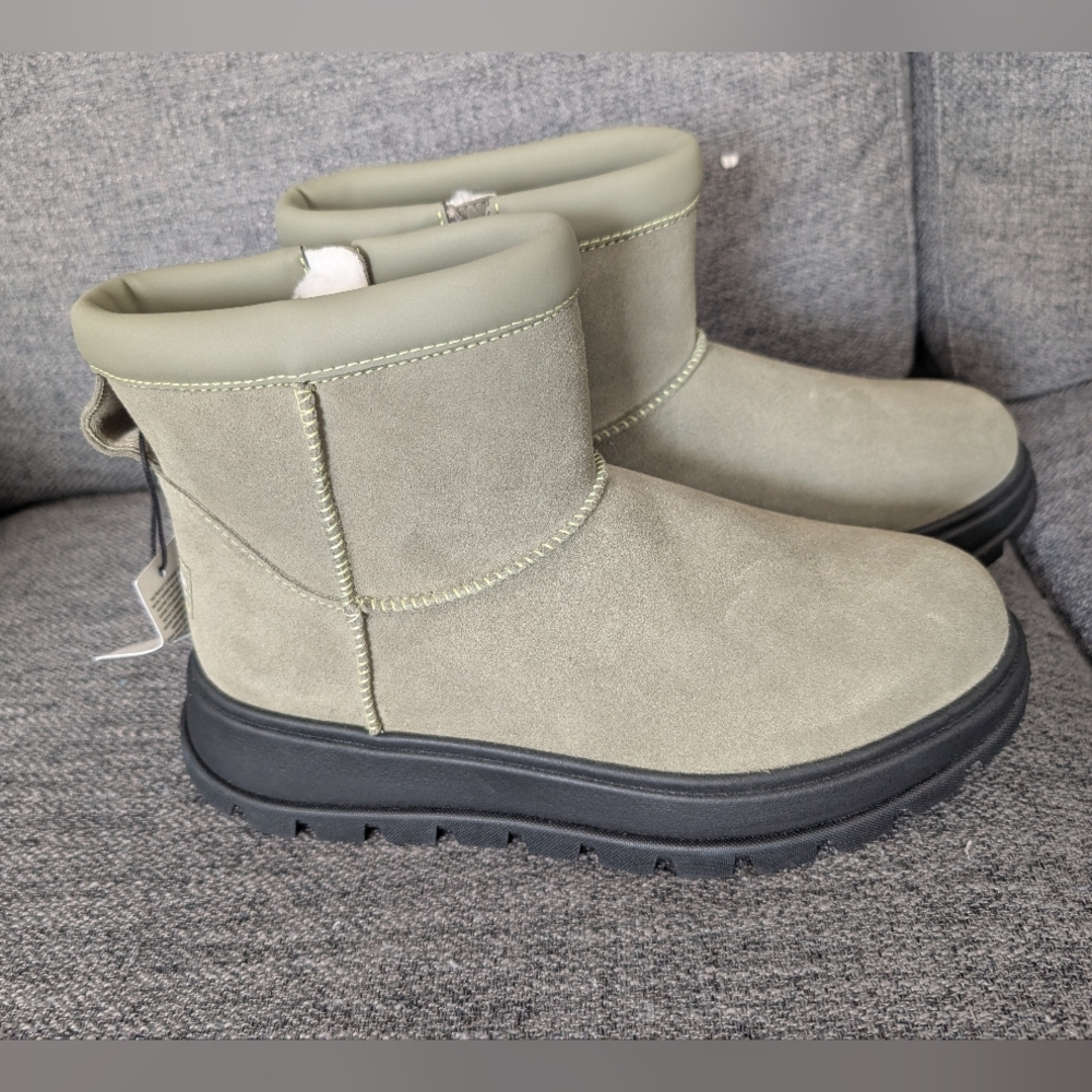 KOOLABURRA BY UGG Women's Koola Mini Hybrid Booties In Green - Picture 3 of 9
